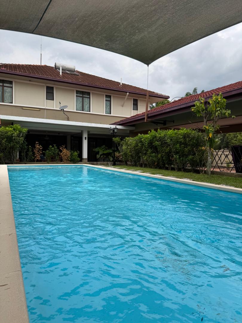 Pool at Villa Kemboja Staycation in Nilai, Negeri Sembilan
